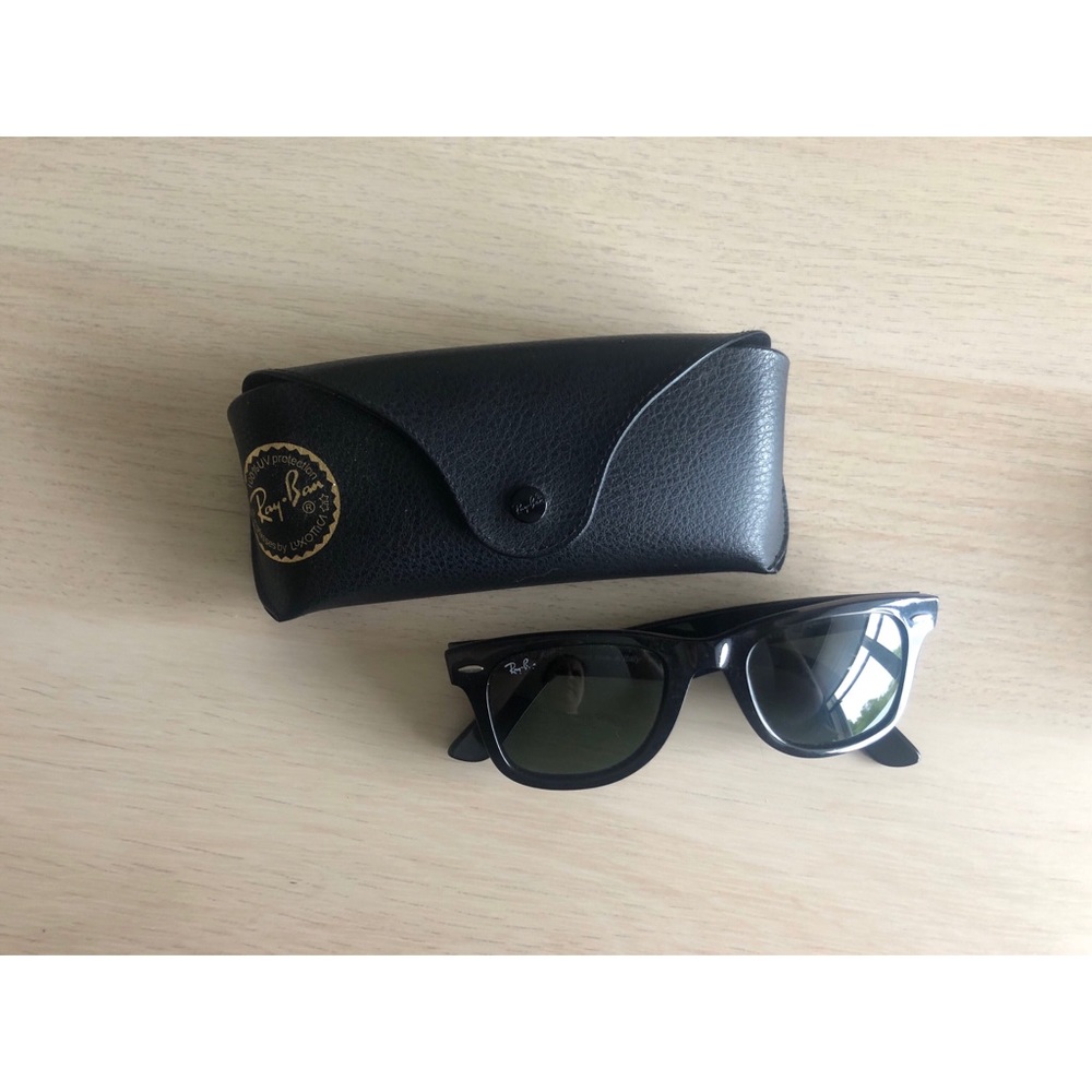 Classic RayBan Wayfarers